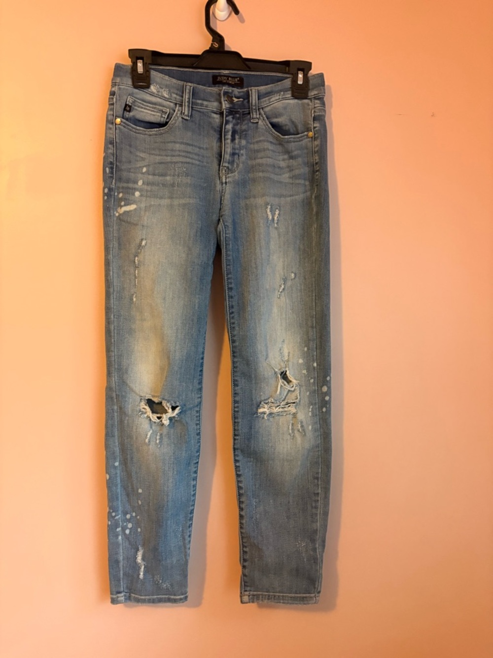 💚Judy Blue 5/27 Light Blue Distressed Jeans